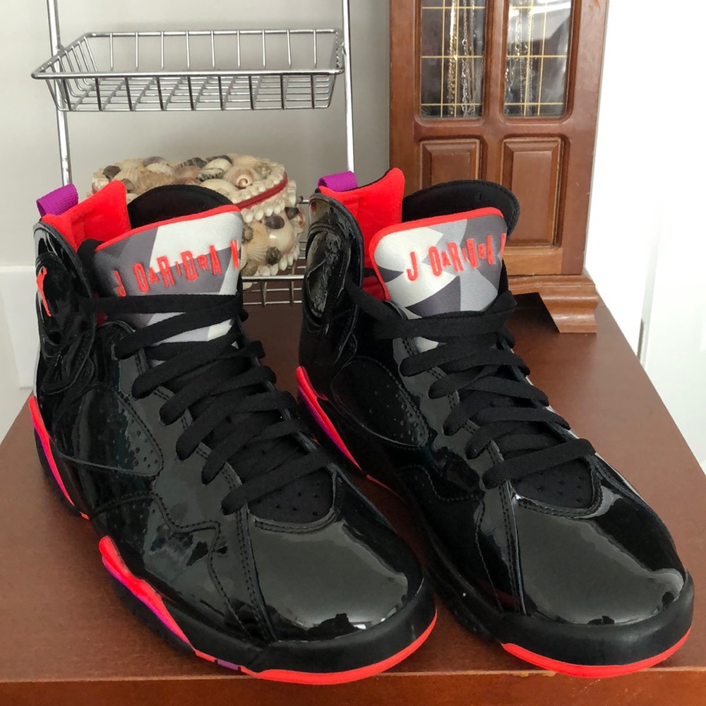 Basically brand new, worn once!!